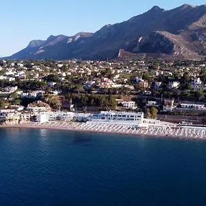Sporting Club 4* Altavilla Milicia
