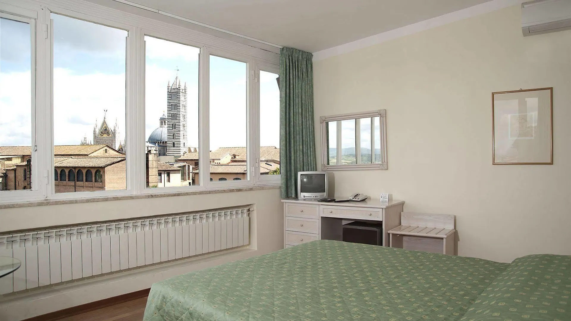 Hotel Duomo Siena 3*,  Italy